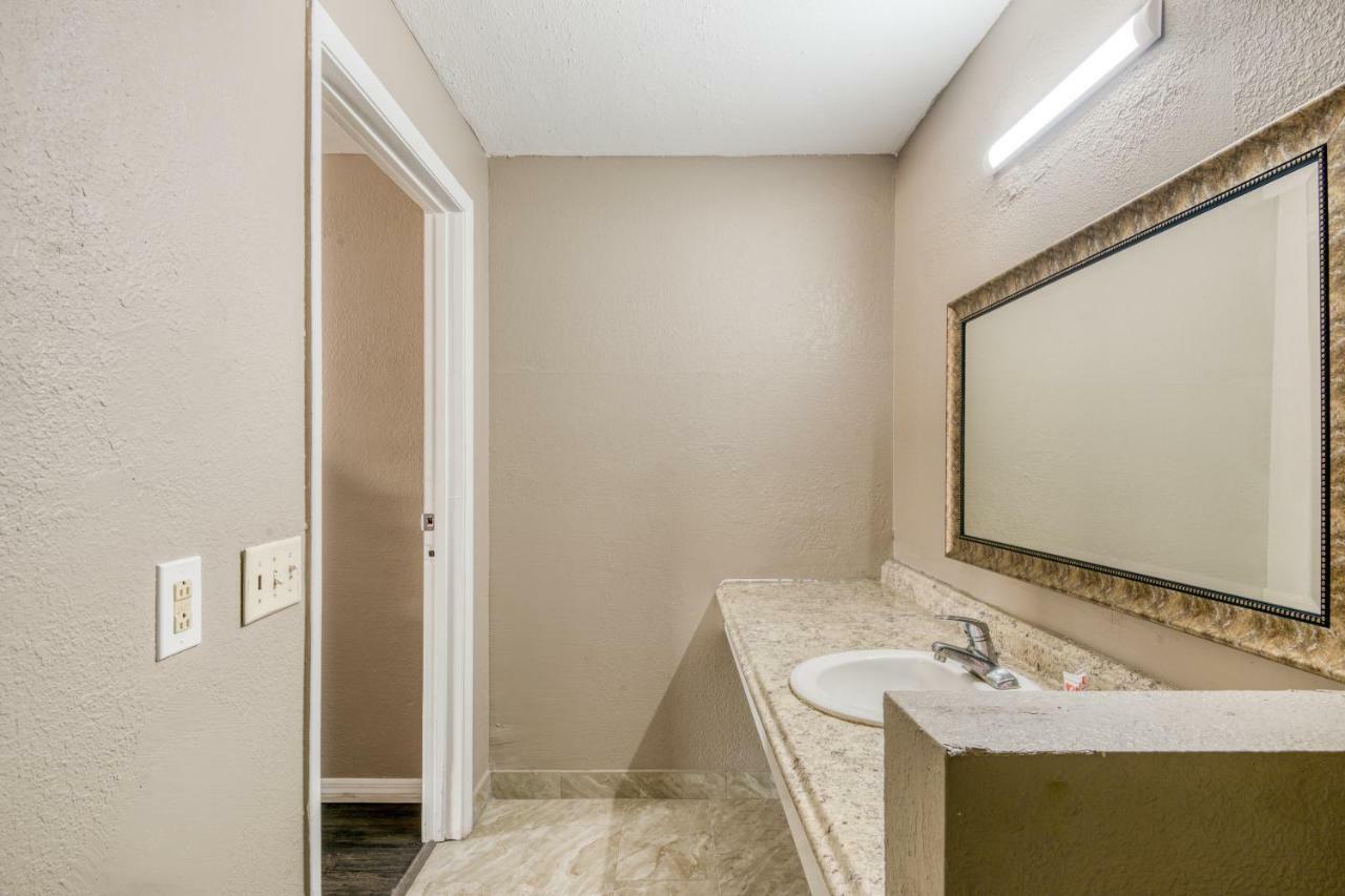 La Casa Inn New Port Richey Gulf Beach Us-19 Екстер'єр фото